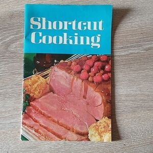 Vintage Booket Shortcut Cooking Pamphlet – January 1, 1969 Recipe Color Photos